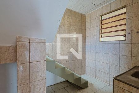 Cozinha de casa para alugar com 1 quarto, 50m² em Paraíso, Belo Horizonte