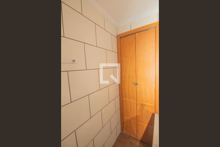 Banheiro de apartamento para alugar com 2 quartos, 45m² em Jardim Nove de Julho, São Paulo
