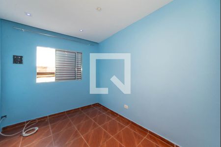 Quarto 2 de casa para alugar com 2 quartos, 77m² em Vila Fachini, São Paulo