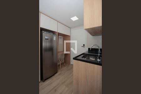 Cozinha de kitnet/studio para alugar com 1 quarto, 19m² em Pinheiros, São Paulo