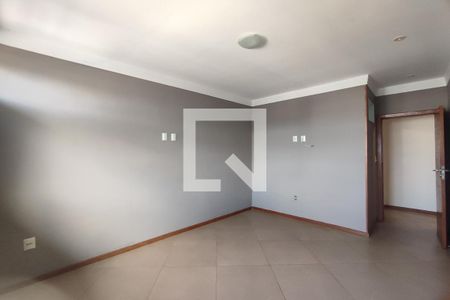 Quarto 1 de casa de condomínio para alugar com 3 quartos, 150m² em Taquara, Rio de Janeiro
