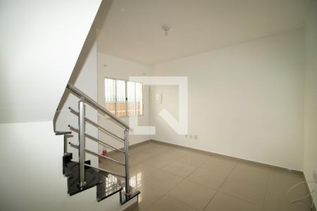 Sala  de casa de condomínio para alugar com 2 quartos, 90m² em Tucuruvi, São Paulo