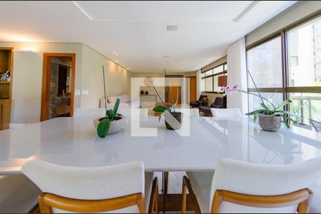 Sala de apartamento para alugar com 4 quartos, 280m² em Serra, Belo Horizonte