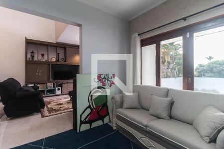 Sala de casa para alugar com 3 quartos, 500m² em Vila Oliveira, Mogi das Cruzes