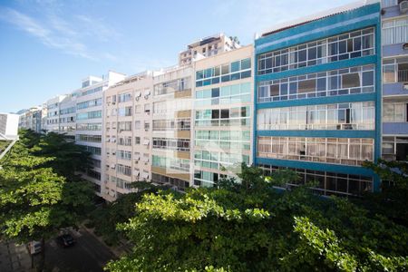 Vista da Sala de apartamento para alugar com 4 quartos, 105m² em Copacabana, Rio de Janeiro