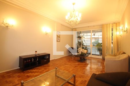 Sala de apartamento para alugar com 3 quartos, 130m² em Centro, Belo Horizonte