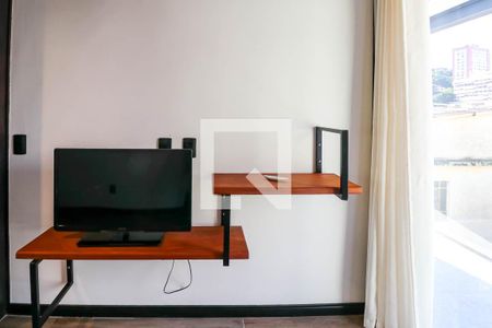 Detalhe Sala  de casa para alugar com 1 quarto, 55m² em Santa Rosa, Niterói