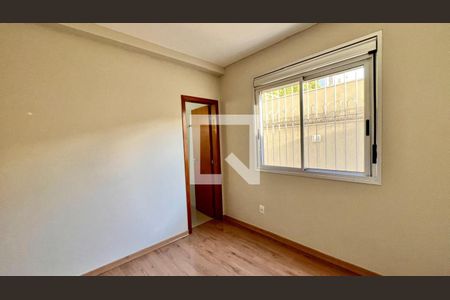 Suíte 1 de apartamento à venda com 2 quartos, 163m² em Vila Paris, Belo Horizonte