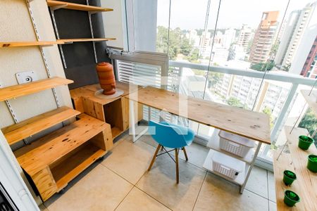 Varanda de apartamento para alugar com 1 quarto, 43m² em Real Parque, São Paulo