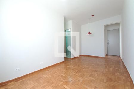 Sala  de apartamento para alugar com 3 quartos, 99m² em Cambuí, Campinas