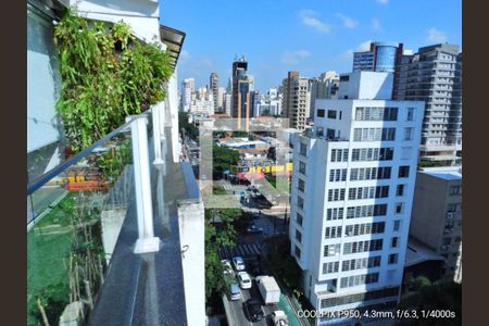 Vista da Rua de apartamento para alugar com 2 quartos, 117m² em Cerqueira César, São Paulo