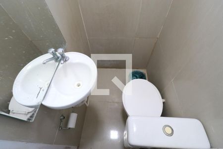 Banheiro de casa para alugar com 1 quarto, 16m² em Alto da Lapa, São Paulo