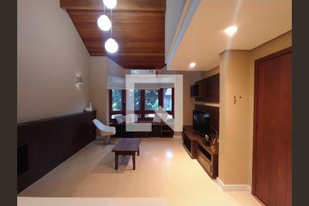 Sala 2 de casa de condomínio para alugar com 5 quartos, 250m² em Marechal Rondon, Canoas