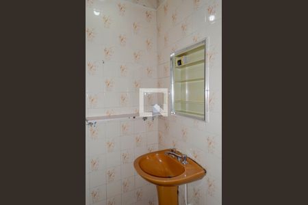 Banheiro de apartamento para alugar com 1 quarto, 29m² em Trindade, Florianópolis