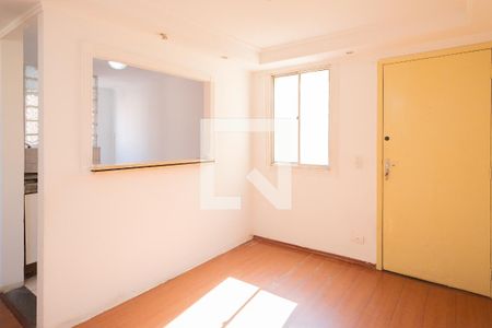 Sala de apartamento para alugar com 2 quartos, 42m² em Baeta Neves, São Bernardo do Campo
