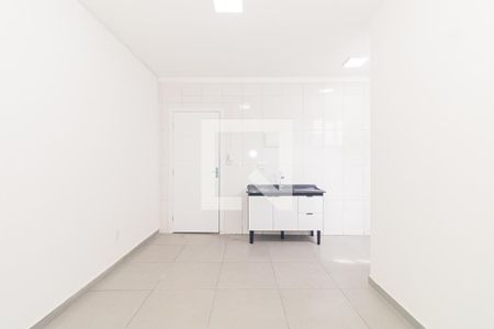 Sala de apartamento para alugar com 2 quartos, 50m² em Vila Nivi, São Paulo