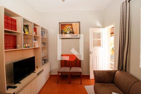 Casa para alugar com 3 quartos, 225m² em Santa Ines, Belo Horizonte