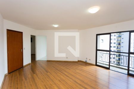 Sala de apartamento para alugar com 3 quartos, 70m² em Jardim Henriqueta, Taboão da Serra
