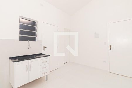 Cozinha de kitnet/studio para alugar com 1 quarto, 15m² em Jardim Japao, São Paulo