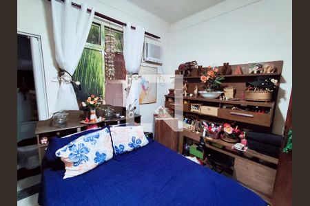 Apartamento à venda com 99m², 4 quartos e sem vaga Apartamento à venda com 99m², 4 quartos e sem vagaSuíte