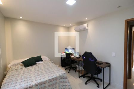 Quarto de apartamento para alugar com 2 quartos, 87m² em Jardim Guanabara, Rio de Janeiro
