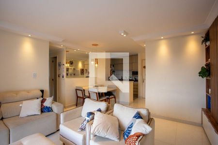 Sala de apartamento à venda com 2 quartos, 72m² em Taboão, Diadema