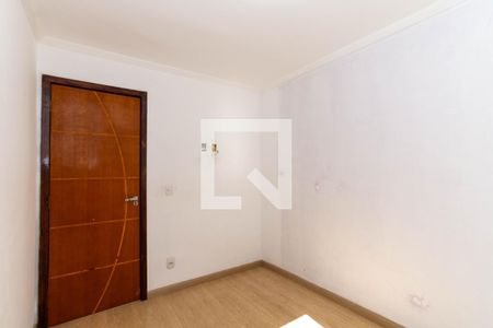 Quarto 2 de apartamento para alugar com 2 quartos, 45m² em Jardim Presidente Dutra, Guarulhos