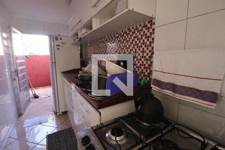 Cozinha  de casa para alugar com 3 quartos, 178m² em Parque São Domingos, São Paulo