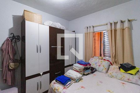 Casa à venda com 100m², 4 quartos e 1 vaga Casa à venda com 100m², 4 quartos e 1 vagaQuarto 1