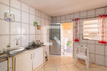 Casa à venda com 100m², 4 quartos e 1 vaga Casa à venda com 100m², 4 quartos e 1 vagaCozinha