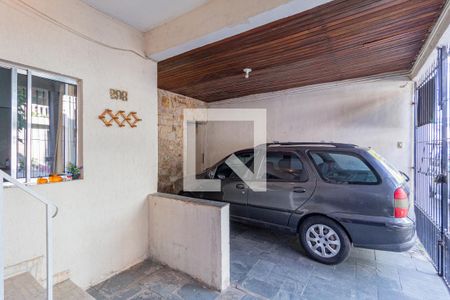 Casa à venda com 100m², 4 quartos e 1 vaga Casa à venda com 100m², 4 quartos e 1 vagaGaragem