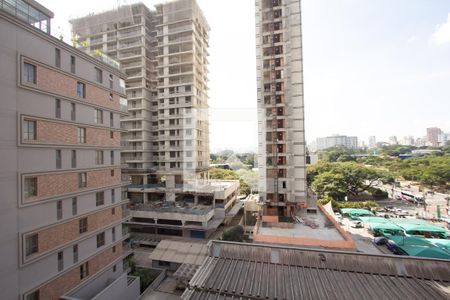Vista de apartamento para alugar com 2 quartos, 35m² em Indianópolis, São Paulo