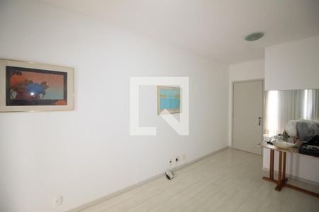 Sala de apartamento à venda com 1 quarto, 32m² em Leblon, Rio de Janeiro
