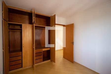 Quarto 1 de apartamento para alugar com 2 quartos, 56m² em Jardim Itapemirim, São Paulo