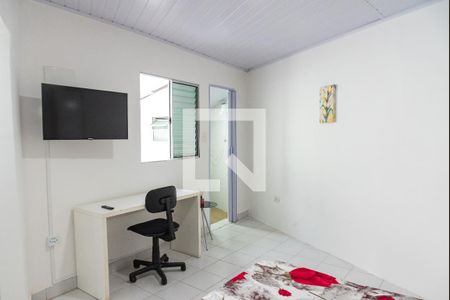 Quarto e sala de kitnet/studio para alugar com 1 quarto, 35m² em Vila Firmiano Pinto, São Paulo