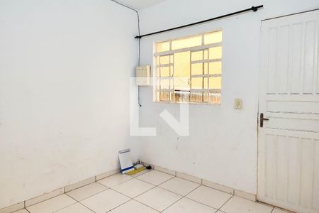 Sala de casa para alugar com 2 quartos, 70m² em Jardim Nóbrega, Mauá