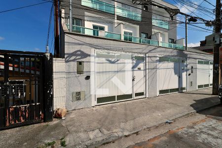 Fachada de casa à venda com 3 quartos, 176m² em Vila Curuçá, Santo André
