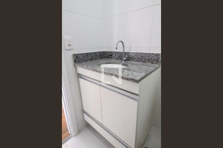 Banheiro  de apartamento para alugar com 1 quarto, 25m² em Butantã, São Paulo