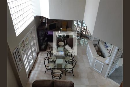 Casa à venda com 4 quartos, 300m² em Jardim Campo Grande, São Paulo