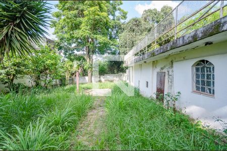 Casa à venda com 240m², 3 quartos e 13 vagas Casa à venda com 240m², 3 quartos e 13 vagasÁrea comum