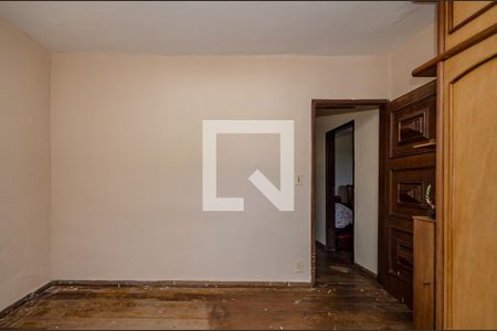 Casa à venda com 240m², 3 quartos e 13 vagas Casa à venda com 240m², 3 quartos e 13 vagasVista Quarto 2