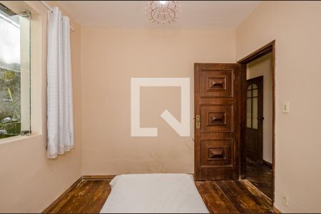 Casa à venda com 240m², 3 quartos e 13 vagas Casa à venda com 240m², 3 quartos e 13 vagasQuarto 3