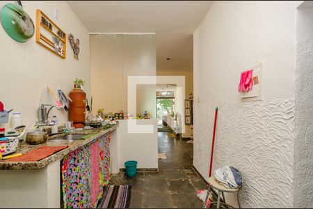 Casa à venda com 240m², 3 quartos e 13 vagas Casa à venda com 240m², 3 quartos e 13 vagasCozinha