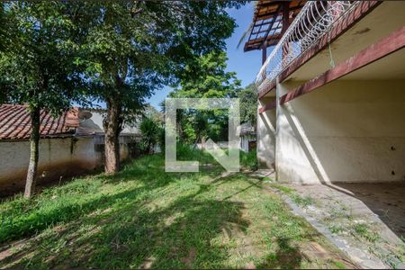 Casa à venda com 240m², 3 quartos e 13 vagas Casa à venda com 240m², 3 quartos e 13 vagasÁrea comum