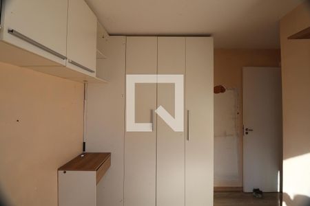 Quarto 2 de apartamento para alugar com 2 quartos, 43m² em Mato Grande, Canoas