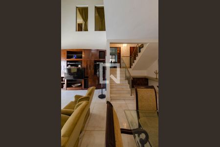 Sala de casa à venda com 4 quartos, 400m² em Belvedere, Belo Horizonte