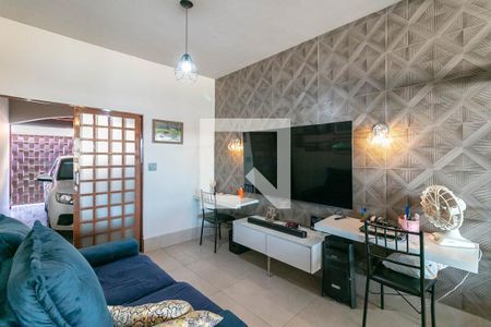 Sala de casa à venda com 6 quartos, 360m² em Camargos, Belo Horizonte