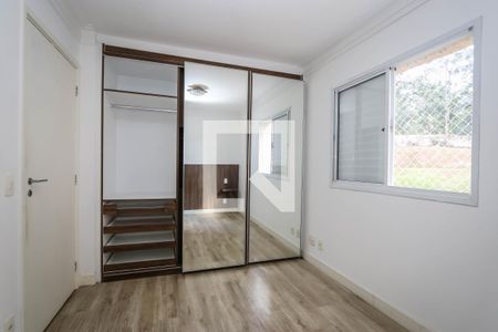 Suite de apartamento à venda com 3 quartos, 70m² em Jardim Maria Rosa, Taboão da Serra