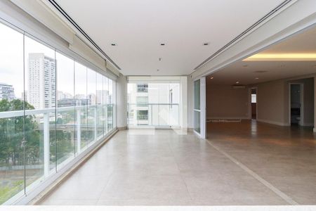 Sala - Varanda de apartamento à venda com 3 quartos, 258m² em Vila Cordeiro, São Paulo