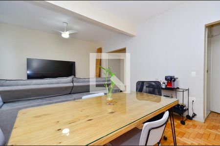 Sala de apartamento para alugar com 3 quartos, 110m² em Sion, Belo Horizonte